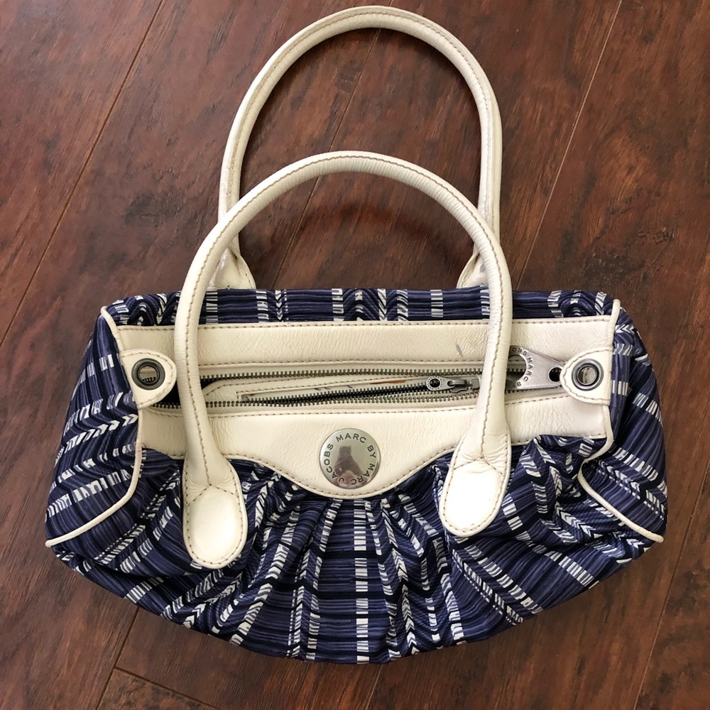Marc by Marc Jacobs Used Handbag Purse